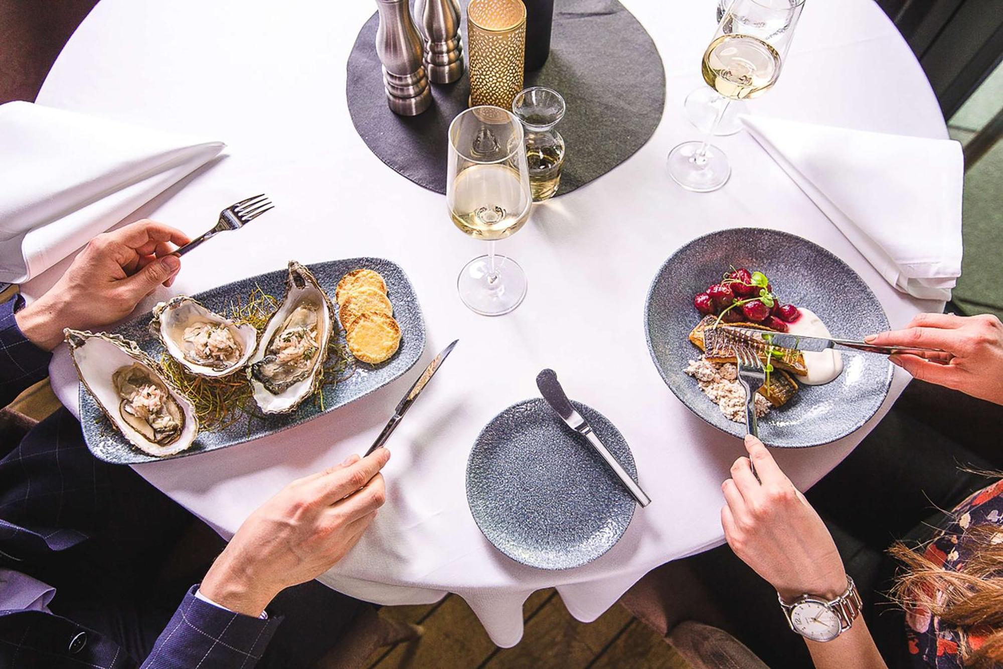 Radisson Blu Resort Swinoujscie Luaran gambar Oysters and Champagne